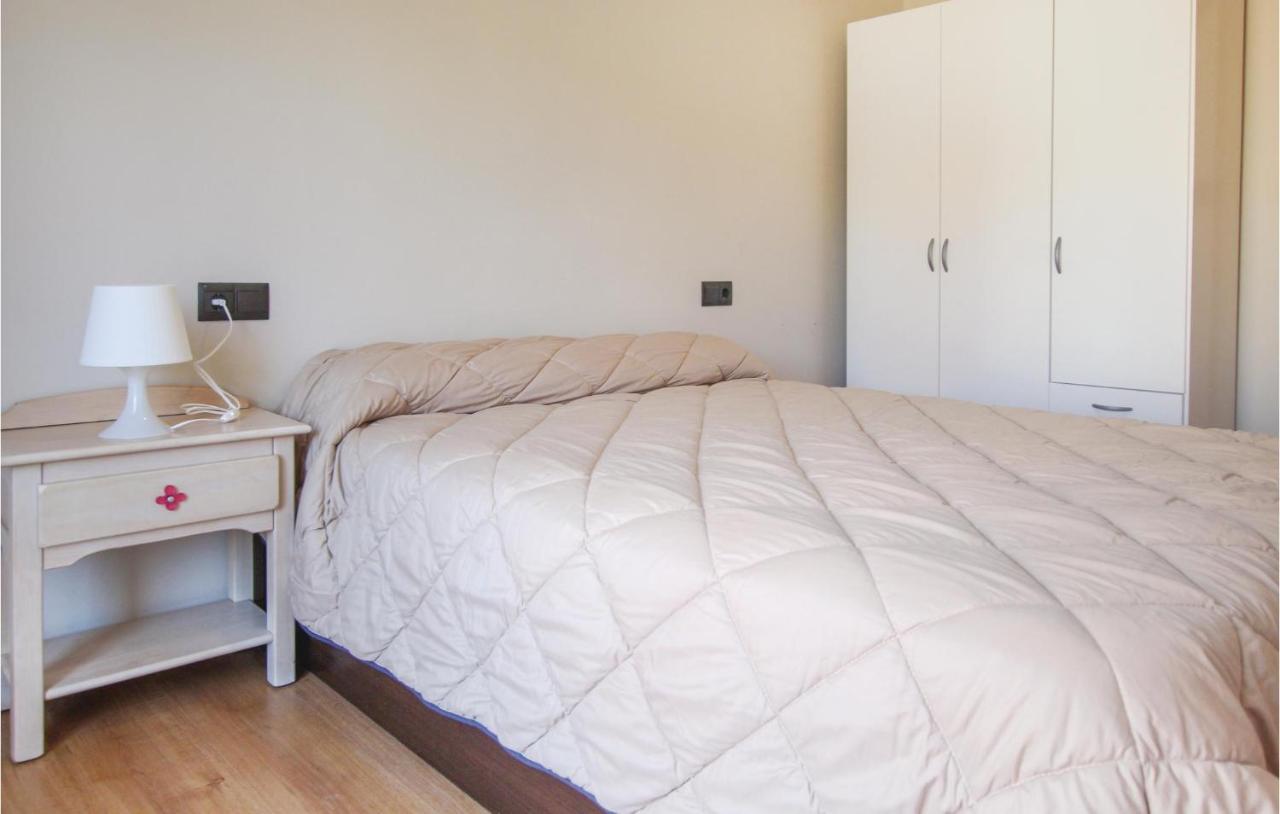 3 Bedroom Gorgeous Apartment In Аликанте Экстерьер фото